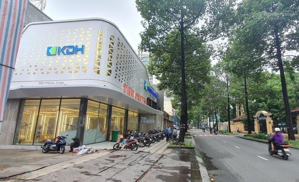 Cần cho thuê góc 2 mặt tiền ngang 20m nam kỳ khởi nghĩa, quận 3. dt 20x25m
