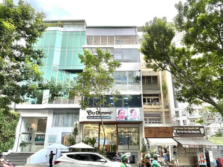 Cho thuê nhà mặt tiền nguyễn thông, quận 3. dt 15x35m, hầm 1 trệt 5 lầu, dtsd 2.200m2