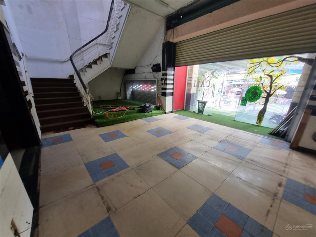 Cho thuê nhà mặt tiền nguyễn gia trí, quận bình thạnh. dt 25x25m, 1 trệt. dtsd 625m²