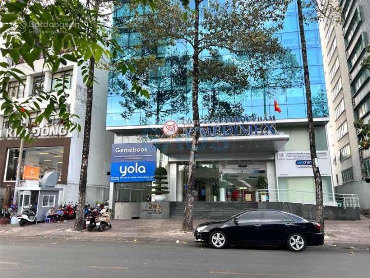 Cho thuê nhà mặt tiền cống quỳnh, quận 1, dt 20x35m, 1 trệt 7 lầu, dtsd 5.600m2