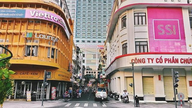 Tòa nhà siêu hiếm góc 2mt 72 nguyễn huệ, quận 1. dt 18x27m. dtsd 1.900m2