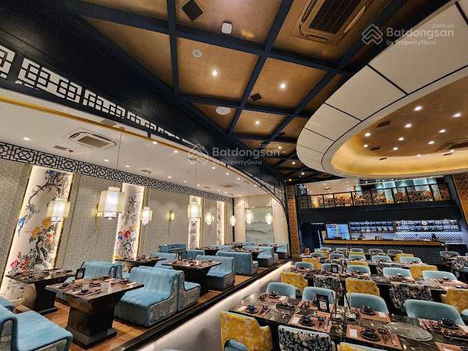 Cho thuê góc 2mt 74 nguyễn văn trỗi, p8, phú nhuận. dt 30x35m. trệt lửng. dtsd 1.500m2