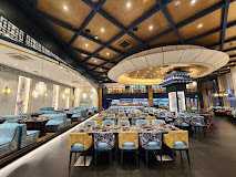 Cho thuê góc 2mt 74 nguyễn văn trỗi, p8, phú nhuận. dt 30x35m. trệt lửng. dtsd 1.500m2