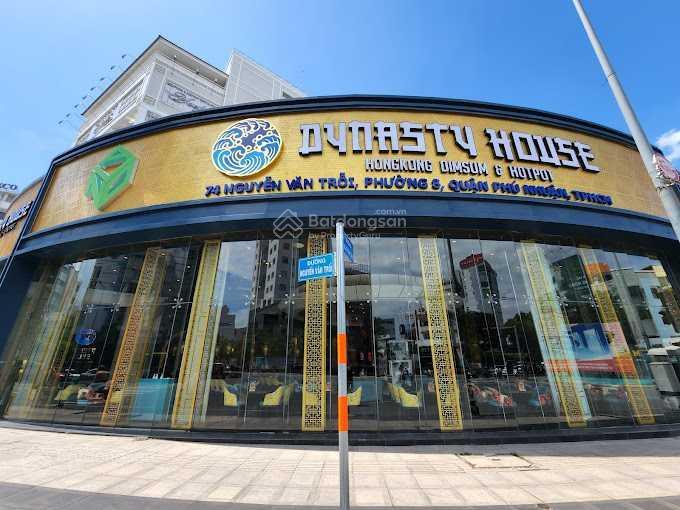 Cho thuê góc 2mt 74 nguyễn văn trỗi, p8, phú nhuận. dt 30x35m. trệt lửng. dtsd 1.500m2