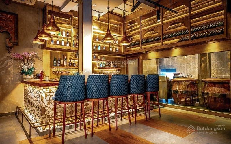 Cho thuê mặt bằng đường ngô văn năm, phường bến nghé, quận 1. dt 8x20m