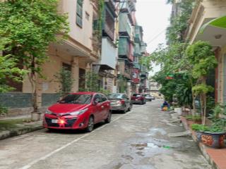 Bán nhà hoàng quốc việt, gần đh sư phạm ô tô đỗ cửa, 70m2 x 2 ngủ, vào ở ngay, an sinh cực tốt