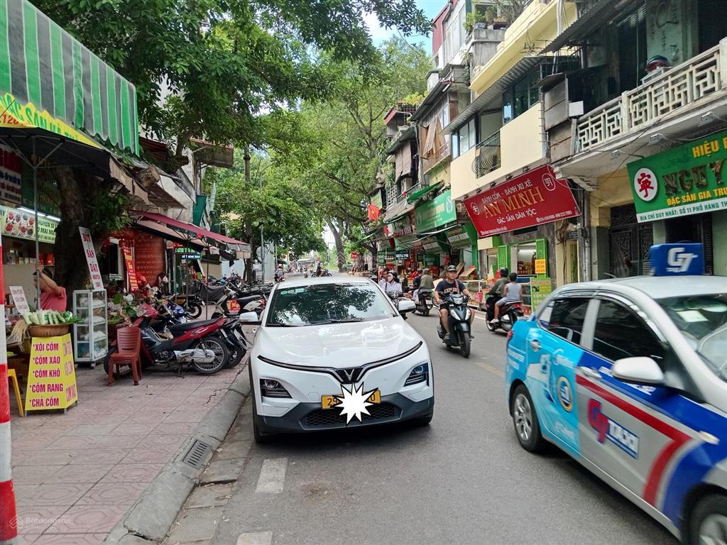 Bán tập thể mặt phố hàng than gần hồ tây đường thanh niên 50m x 2 ngủ, đẹp lung linh, ở ngay.