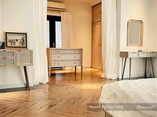 Biệt thự 153/ nguyễn văn hưởng, p. thảo điền, quận 2  diện tích 15m x 20.5m, công nhận 305m2