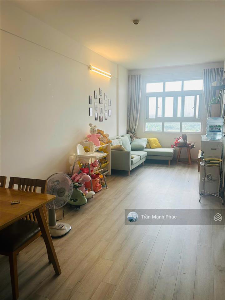 Căn hộ góc 63m2 2pn 2wc giá tốt 2.4 tỷ, ngân hàng định giá cho vay 1.6 tỷ