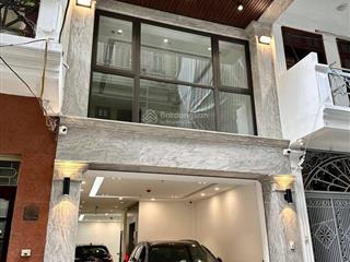 Bán nhà #hoàngquốcviệt  7 tầng  thang máy  25.2 tỷ ( có tl)