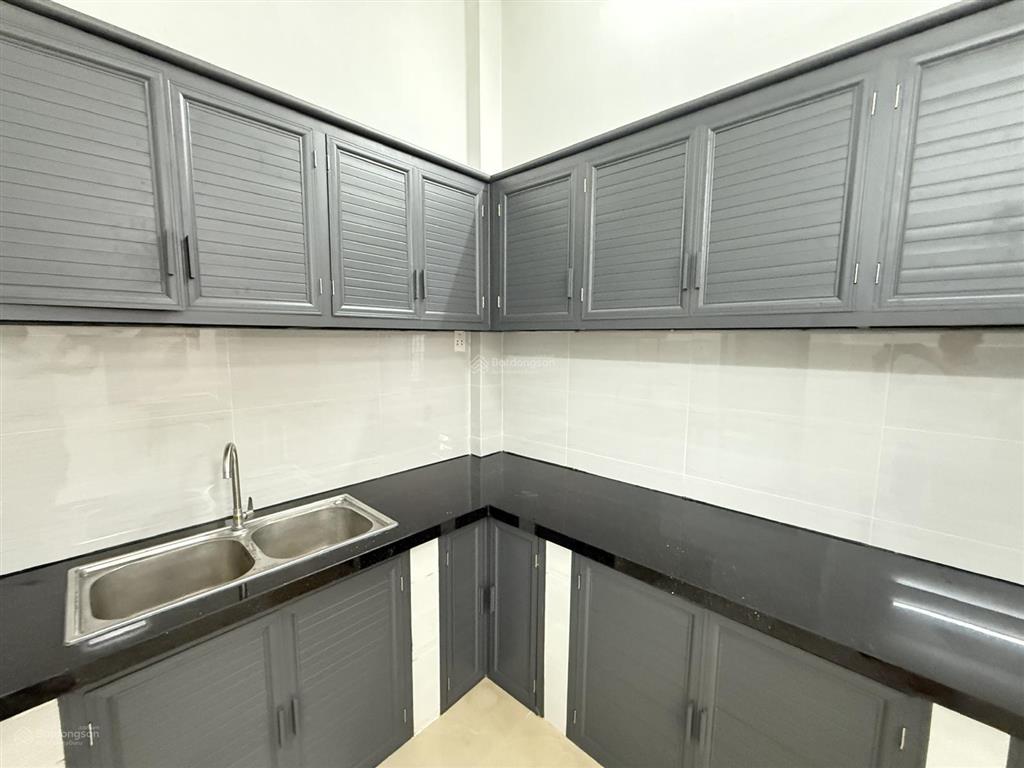 4.68tỷ bán nhà sát mặt tiền đường phạm văn đồng  cn 51m2  trệt lầu  nhà mới ở liền