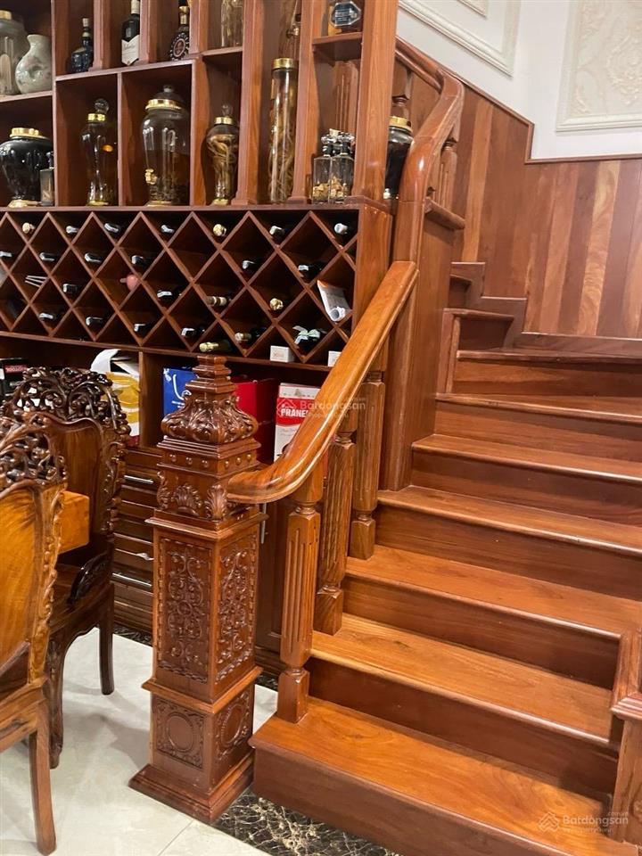 Gấp. bán biệt thự giá tốt. p. tân phong, q7. 160 m2, 4 tầng. khu vip gần phú mỹ hưng, giá 27 tỷ