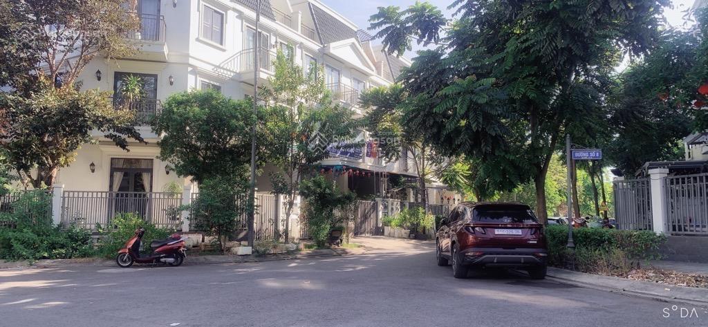 Gấp. bán biệt thự giá tốt. p. tân phong, q7. 160 m2, 4 tầng. khu vip gần phú mỹ hưng, giá 27 tỷ
