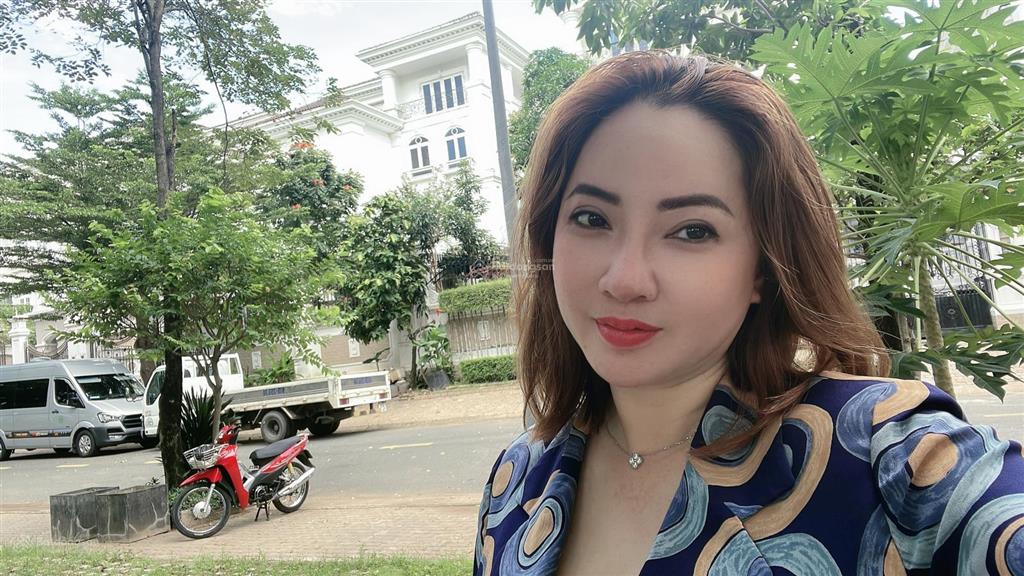 Bán biệt thự nghỉ dưỡng cao cấp kiều đàm, 25 tỷ, 210m2, 5pn, 6wc, 4 tầng, quận 7, hcm