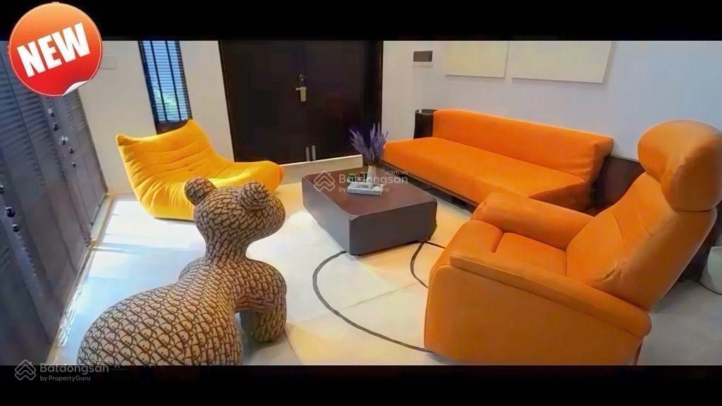 Gấp. bán biệt thự. nguyễn thị thập ngang 9m x18m. 4 tầng. thang máy. đường 12m, vỉa hè 4m