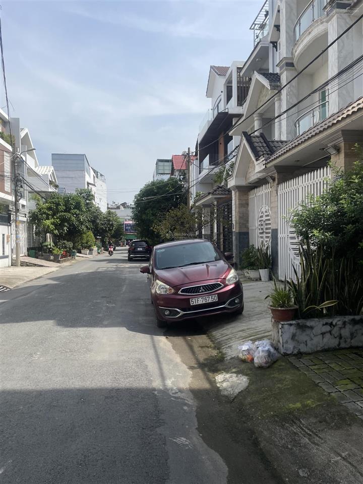 Gấp. bán biệt thự. nguyễn thị thập ngang 9m x18m. 4 tầng. thang máy. đường 12m, vỉa hè 4m