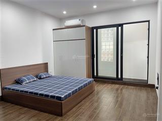 Cho thuê phòng khép kín bồ đề  thông hồng tiến  ô tô đỗ cửa  thang máy  full nội thất