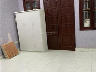 Cho thuê phòng 15m2, đầy đủ tiện nghi, trong nhà 4 tầng, số 32 ngõ 136 đường cầu diễn, hà nội