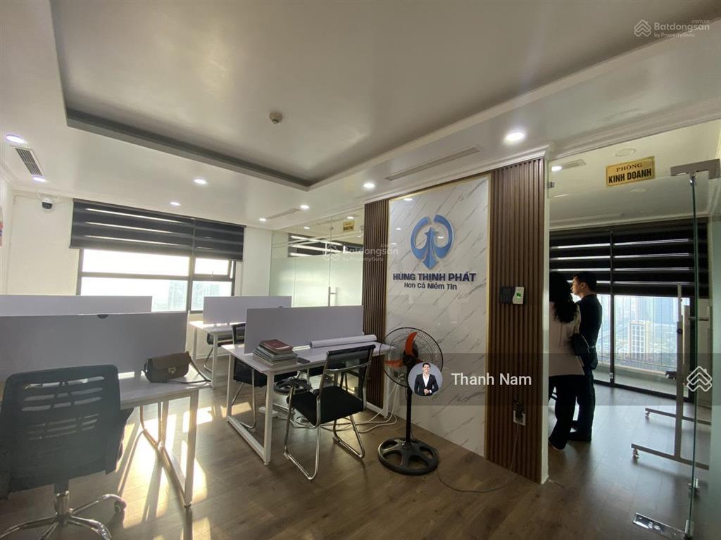 Cho thuê văn phòng tòa d'capitale trần duy hưng, cầu giấy dt 500m2 cắt linh hoạt, giá 260.000đ/m2