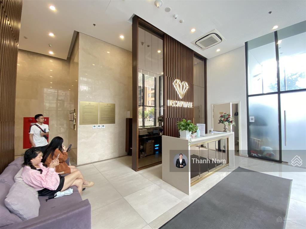 Cho thuê văn phòng tòa d'capitale trần duy hưng, cầu giấy dt 500m2 cắt linh hoạt, giá 260.000đ/m2