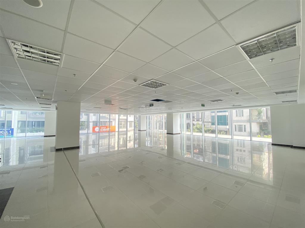 Chủ đầu tư cho thuê văn phòng tòa t&t tower 120 định công, hoàng mai, dt 900m2, giá 205.000đ/m2/th