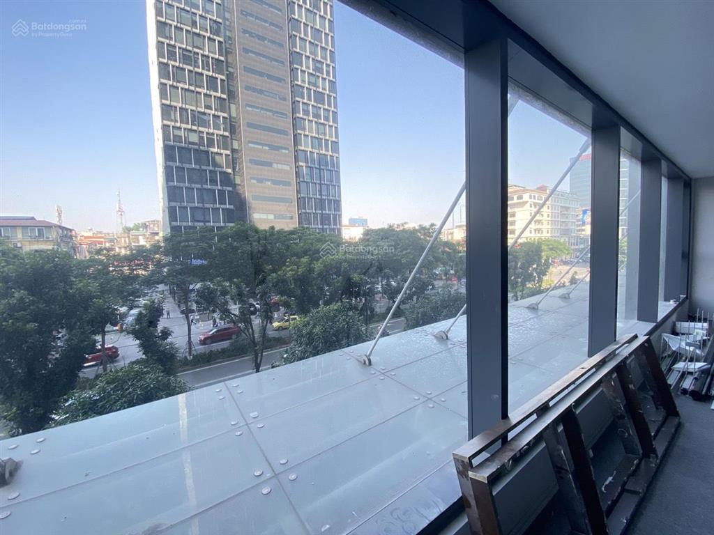 Chính chủ cho thuê văn phòng tòa petrowaco 97  99 láng hạ, đống đa dt 96m 1000m2 giá 250.300đ/m2