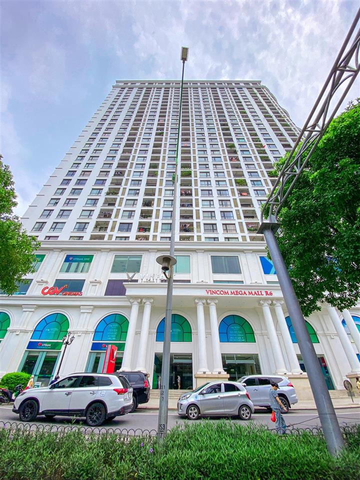 Cđt cho thuê văn phòng r6 royal city nguyễn trãi, ngã tư sở dt 1800m2 cắt linh hoạt giá 196.000đ/m2