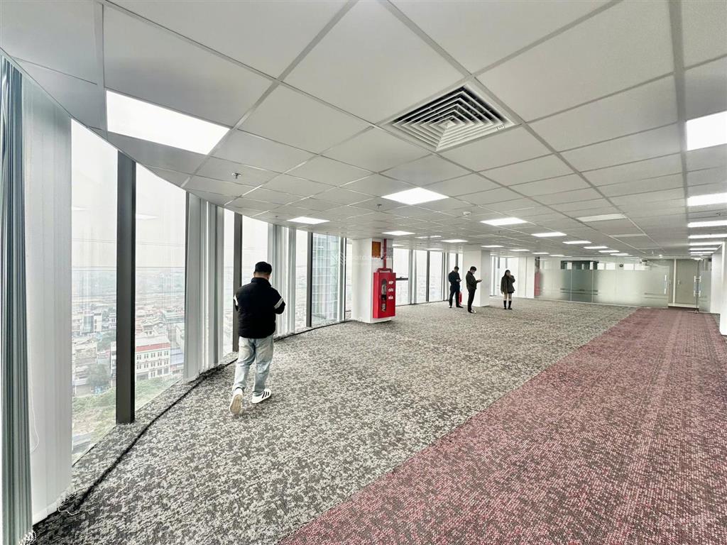 Cđt cho thuê văn phòng tòa vạn phúc building tố hữu, vạn phúc 125m2 cắt linh hoạt, giá 186.500đ/m2