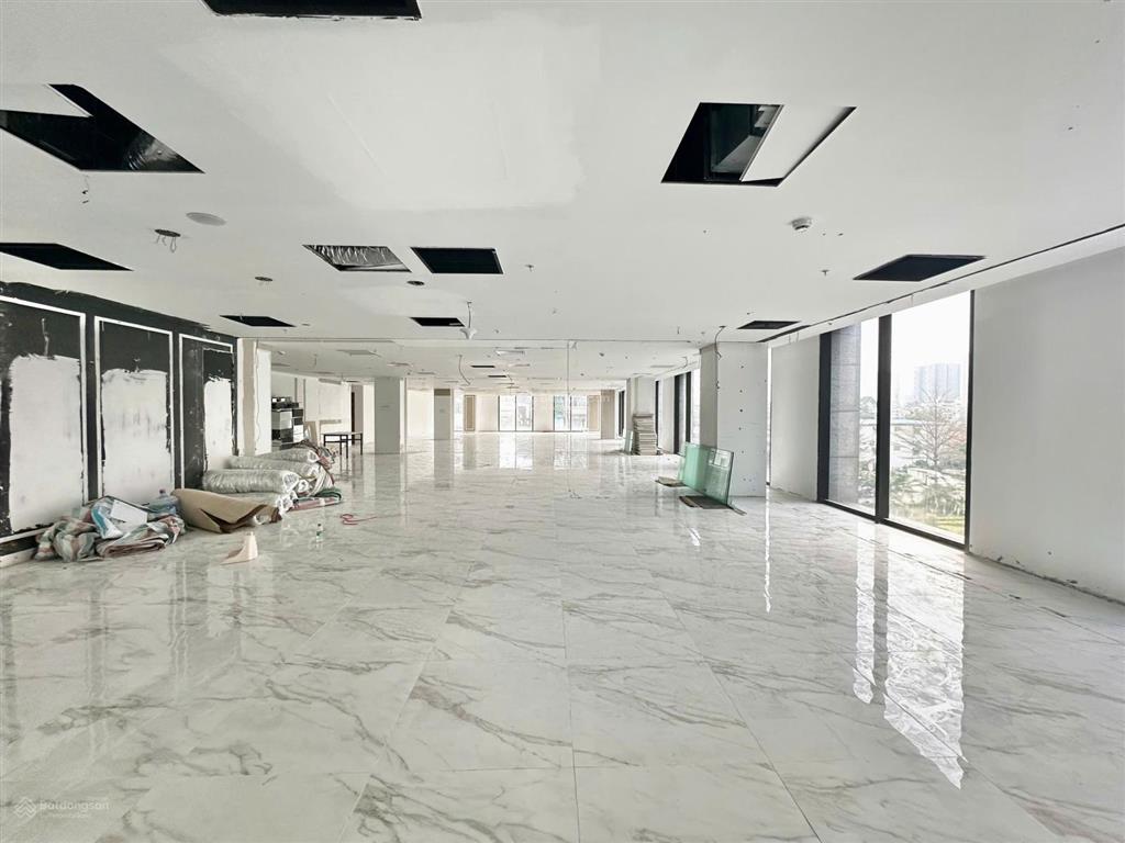 Cđt sun group cho thuê văn phòng tòa sun grand city 69b thụy khuê, tây hồ dt 650m2, 275.550đ/m2/th