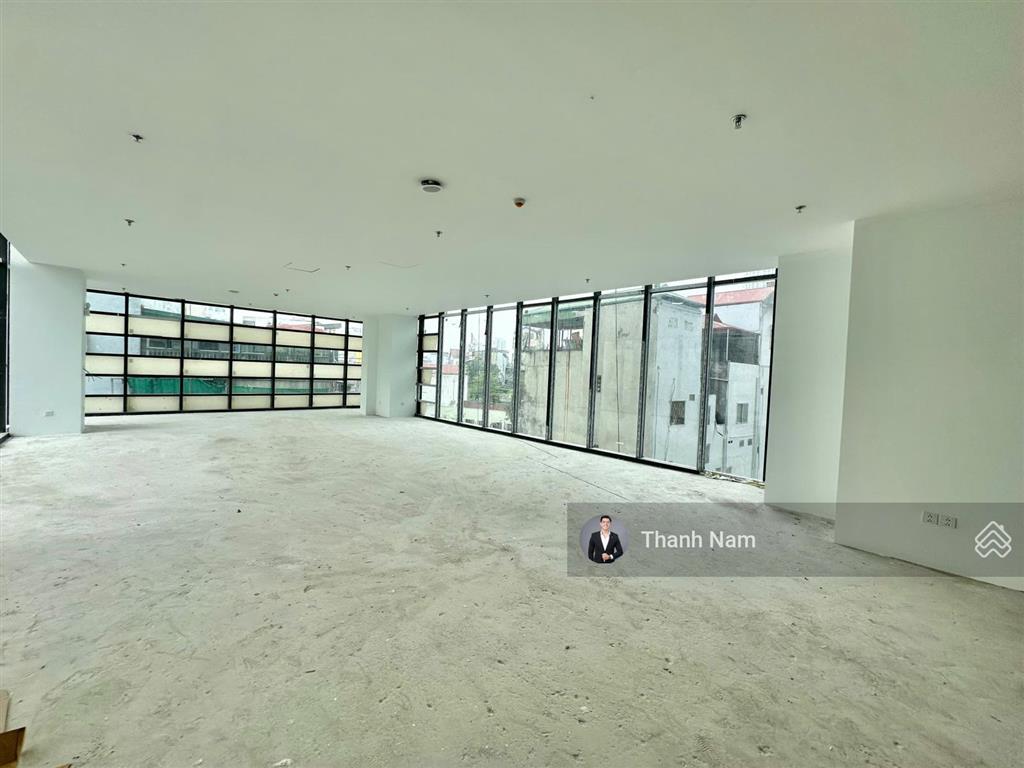 Cho thuê văn phòng, tttm, gym, bể bơi tòa the ninety complex 90 đường láng dt 425m2 giá 255.800đ/m2