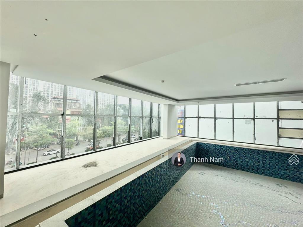 Cho thuê văn phòng, tttm, gym, bể bơi tòa the ninety complex 90 đường láng dt 425m2 giá 255.800đ/m2