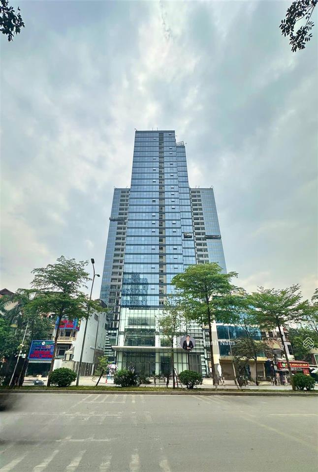 Cho thuê văn phòng, tttm, gym, bể bơi tòa the ninety complex 90 đường láng dt 425m2 giá 255.800đ/m2