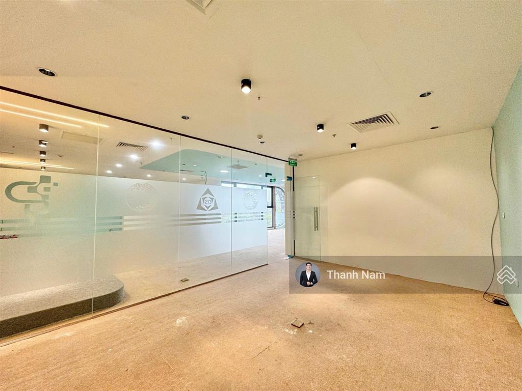 Chính chủ cho thuê văn phòng tòa vinhomes west point phạm hùng giá 258.000 đ/m2 dt cắt linh hoạt