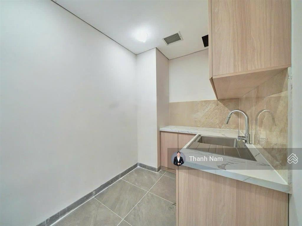 Tập đoàn brg cho thuê văn phòng hạng a tòa diamond park plaza 16 láng hạ dt 112  2000m2