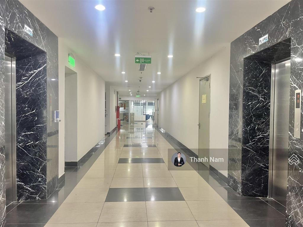 Chính chủ cho thuê văn phòng tòa rainbow building văn quán, hà đông, dt 680m2 giá 180.000đ/m2