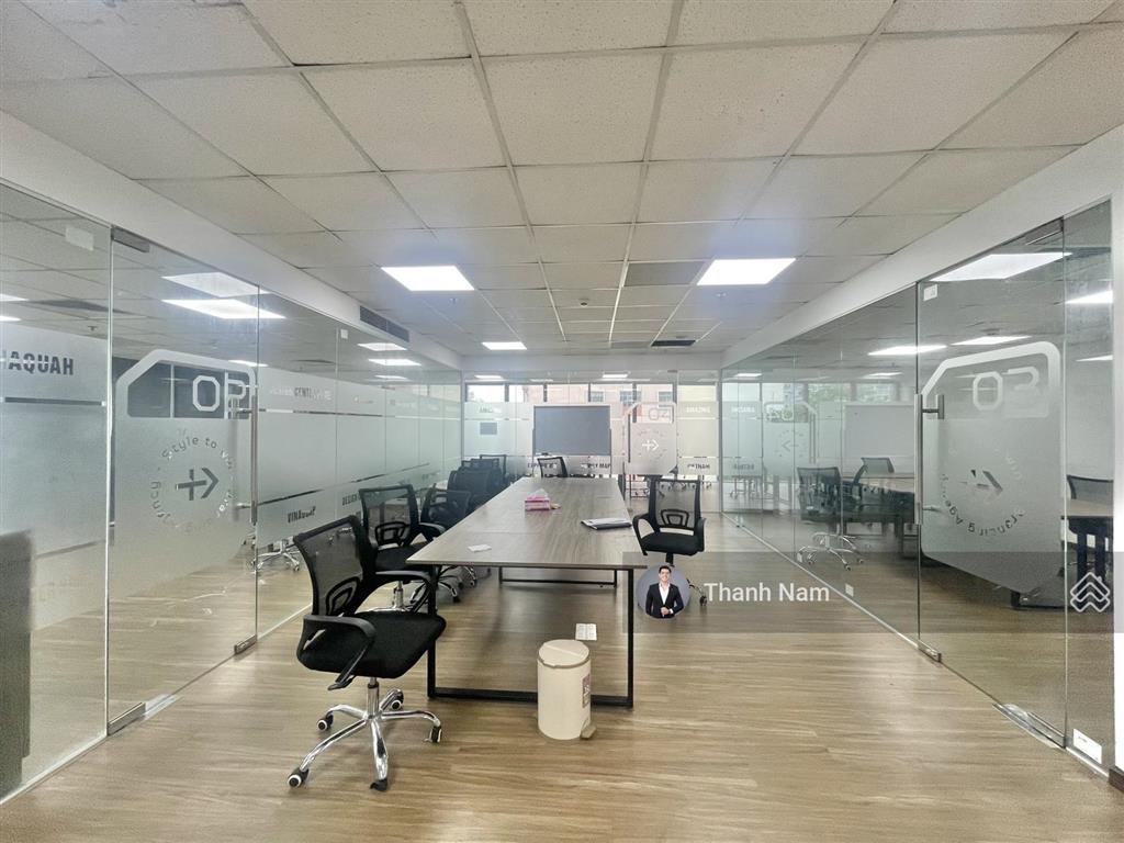 Chính chủ cho thuê văn phòng tòa rainbow building văn quán, hà đông, dt 680m2 giá 180.000đ/m2