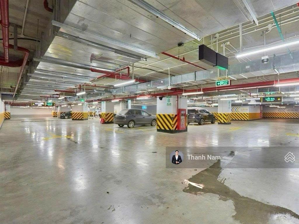 Tập đoàn vinhomes cho thuê văn phòng tòa techno park tower gia lâm, dt 1250m2 giá 180.000đ/m2/tháng