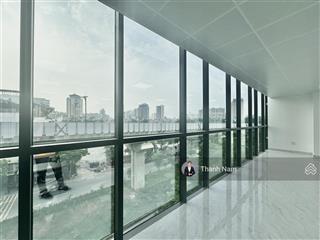 Còn duy nhất 1 sàn văn phòng tại mặt phố hoàng cầu, ô chợ dừa, đống đa dt 180m2 giá 250.000đ/m2