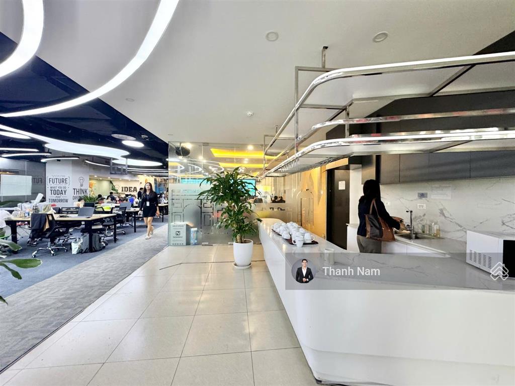 Cho thuê văn phòng tòa dolphin plaza 6 nguyễn hoàng, mỹ đình dt 915m2 cắt linh hoạt  có nội thất