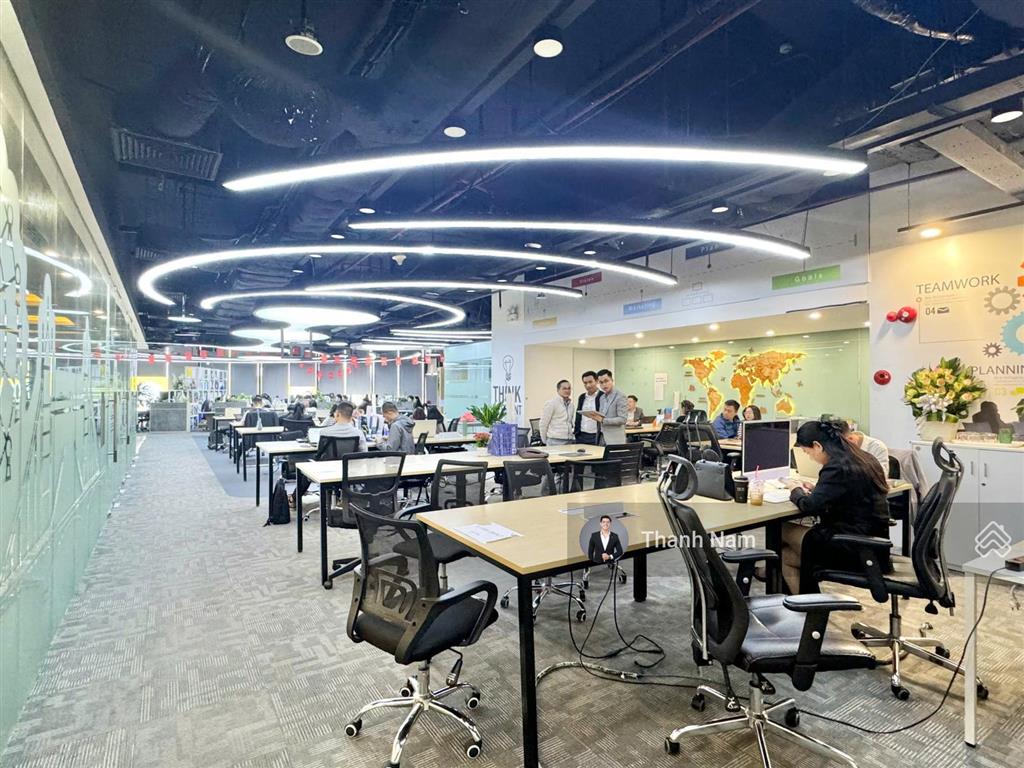 Cho thuê văn phòng tòa dolphin plaza 6 nguyễn hoàng, mỹ đình dt 915m2 cắt linh hoạt  có nội thất