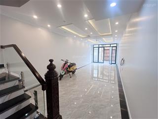 Bán nhà chính chủ 4 tầng 70 m2 trần nguyên hãn trung tâm quận lê chân