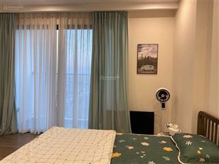 Cần bán gấp căn studio đẹp nhà mới đủ nội thất, giá chỉ 2.020 tỷ tại sky oasis ecopark