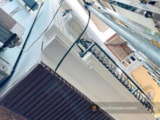 Bán gấp nhà lạc long quân  35m2 x 5 tầng x mt 4m  8 tỷ  ngõ đẹp ở ngay  sđvv   0865 739 ***