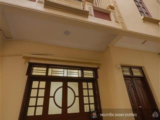 Bán nhà phố hoàng sâm  40m2 x 5 tầng x mt 7,5m  8 tỷ  nhà 3 mặt thoáng 20m ra mặt phố ôtô sđvv