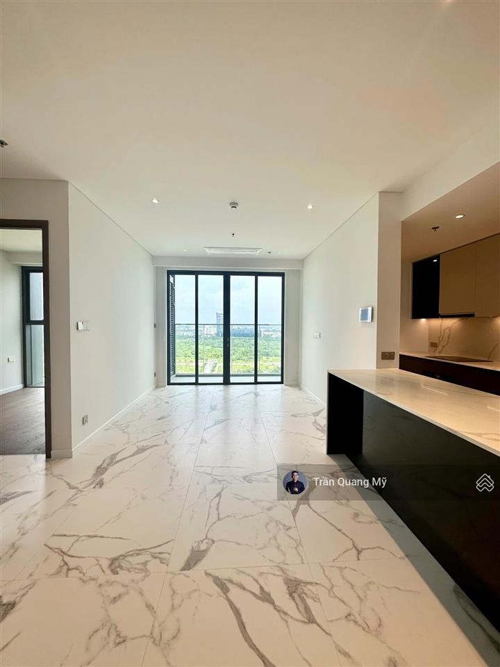 Bán căn góc 2pn the crest  metropole tầng cao view sông, có bồn tắm nằm 21.8 tỷ