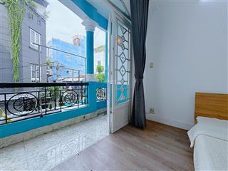 Ch ban công giặt riêng full nội thất ngay chợ bà chiểu