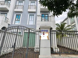Bán biệt thự sl giá tốt nhất  diện tích đất 227m2  vinhomes quận 9 giá 36 tỷ all in
