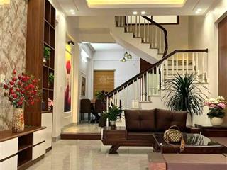 Bán nhà liên mạc  cuối thụy phương. nhà 5 tầng  45m2  mt rộng 4,5m  mỗi tầng có 2 phòng thoáng