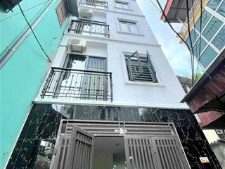 Ccmn dòng tiền 50tr/ tháng  9 phòng,diện tích 47m  6 tầng, có thang máy, vị trí lô góc, có pccc