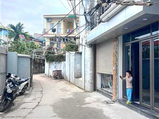 Bán nhà đức diễn  phú diễn  ô tô đỗ cửa. nhà 5t  37,5m2  mỗi tầng 1 phòng, ngõ rộng 3,5m ô tô
